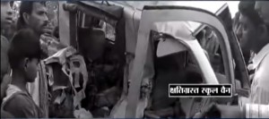 Τραγωδία στην Ινδία: Τρένο συγκρούστηκε με σχολικό λεωφορείο. Νεκρά 13 παιδιά (Βίντεο)