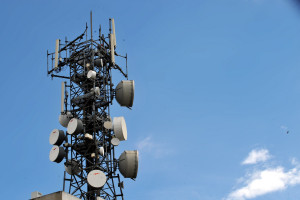 Διευκρινίσεις από την ΕΕΤΤ: Πότε ο συνδρομητής δεν θα πληρώνει τέλος εάν διακόψει τη σύνδεση του κινητού