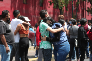 Μεξικό: Σεισμός 7,5 Ρίχτερ και προειδοποίηση για τσουνάμι σε δέκα χώρες (βίντεο)