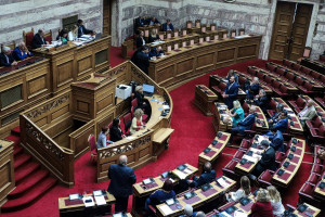 Τροπολογία για διοικητή ΕΥΠ: Για σκάνδαλο κάνει λόγο ο ΣΥΡΙΖΑ, αποχώρησαν ΚΙΝΑΛ, ΚΚΕ και ΜέΡΑ25 - Ονομαστική ψηφοφορία στις 18:30