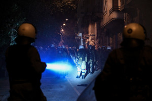 Ιδρύεται επιτροπή για την αστυνομική βία για πρώτη φορά στην Ελλάδα - Πρόεδρος ο Νίκος Αλιβιζάτος