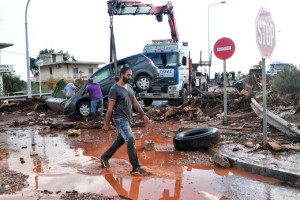 Φονική πλημμύρα στη Μάνδρα: Ποινικές διώξεις κατά Δούρου και άλλων οκτώ - Κατηγορίες πλημμελήματος