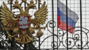 Μόσχα για ΔΠΔ: «Κ@@χαρτο» άνευ σημασίας το ένταλμα σύλληψης Πούτιν