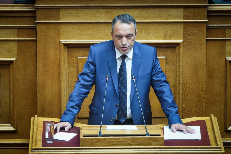 «Σπαρτιάτες»: Επιστρέφουν στην Κοινοβουλευτική Ομάδα οι διαγραμμένοι βουλευτές, στο «χρονοντούλαπο» τα «Greek Mafia» και «ομάδα εκβιαστών»