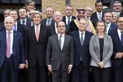 Η διάσκεψη του Παρισιού ζητά από Ισραηλινούς και Παλαιστίνιους να απόσχουν από μονομερείς ενέργειες