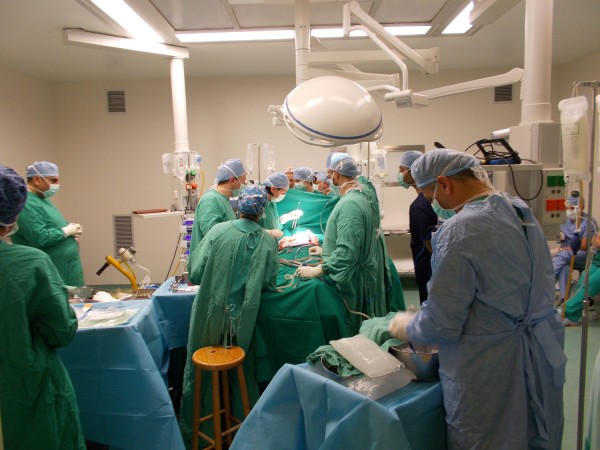 Αγγειοχειρουργική και νευροχειρουργική για πρώτη φορά στη Χίο