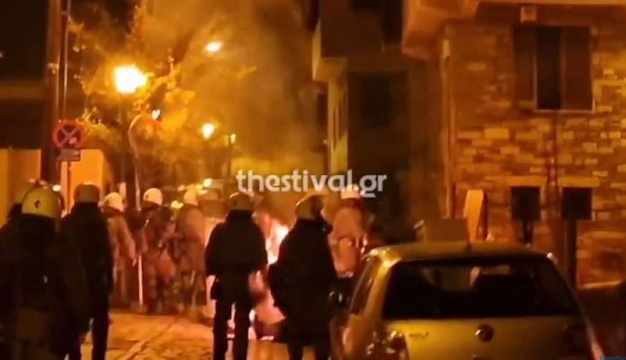 Επίθεση με μολότοφ στο τουρκικό Προξενείο Θεσσαλονίκης