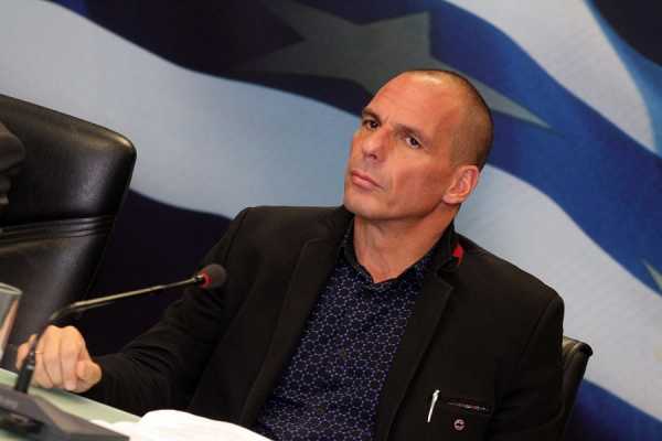 Βαρουφάκης: Δεν θα υποστηρίξω Τσίπρα στις εκλογές 2015