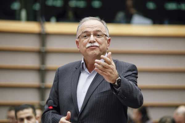 Παπαδημούλης: «Η Ελλάδα είναι αναπόσπαστο μέλος της Σένγκεν»