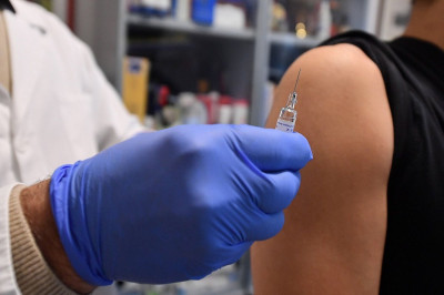 Εμβόλιο: Η ΕE ετοιμάζεται να υπογράψει συμφωνία με την εταιρεία Novavax