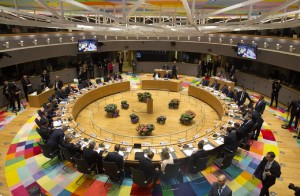 Bloomberg: Στο Eurogroup στη Σόφια θα συζητηθεί η ρήτρα ανάπτυξης του ελληνικού χρέους