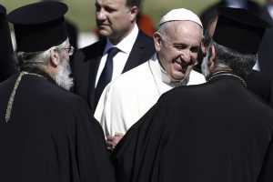 Πάπας: Θαυμάζω τους Έλληνες που κράτησαν ανοιχτή την καρδιά τους