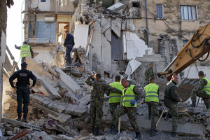 Παπαζάχος για σεισμό στην Αλβανία: «Τα αλβανικά ρήγματα φτάνουν ως την Πρέβεζα»