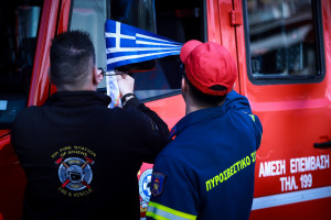 Θεσσαλονίκη: Σε εξέλιξη πυρκαγιά σε εγκαταλελειμμένο οίκημα στους Αμπελόκηπους