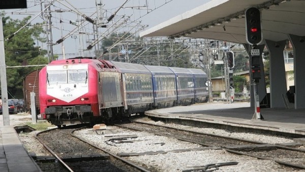Το πρώτο ηλεκτρικό τρένο πραγματοποίησε το δρομολόγιο Πειραιάς - Λιανοκλάδι