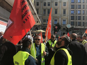 Κλιμακώνει τις κινητοποιήσεις η ΠΟΕ - ΟΤΑ: Πανελλαδική 48ωρη απεργία