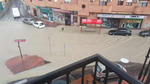 Σαρωτικές πλημμύρες στη Μαδρίτη - Εκτός λειτουργίας το μετρό (vids)