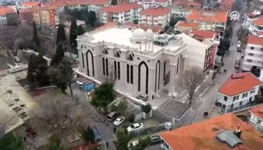 Ο Ερντογάν εγκαινίασε την ορθόδοξη εκκλησία του Αγίου Εφραίμ στην Κωνσταντινούπολη