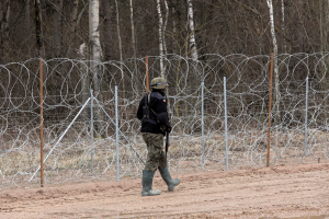 Επιβάλλει καθεστώς εκτάκτου ανάγκης στα σύνορά της Λετονία: Φόβοι για μαζική εισροή Ρώσων
