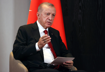Επισπεύδει ο Ερντογάν τις κάλπες στην Τουρκία: Οι ημερομηνίες που «έπεσαν» στο τραπέζι