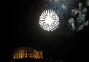 Στο Θησείο «γιορτάζει» η Αθήνα τον ερχομό του νέου έτους