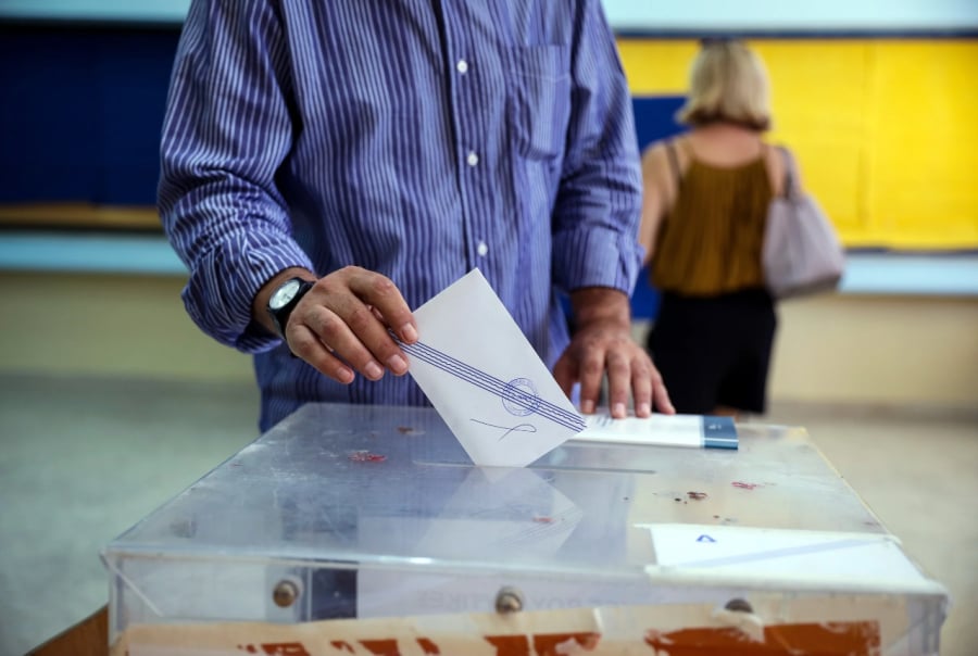 Εκλογές 2023: Πώς θα ψηφίσετε αν δεν έχετε ταυτότητα, τι ισχύει αν είναι κομμένη