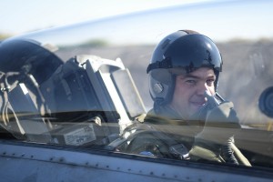 Καρέ καρέ η πτήση του Αλέξη Τσίπρα με F-16 52+