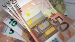 Επίδομα 800 ευρώ: Πληρώνονται οι ειδικές κατηγορίες
