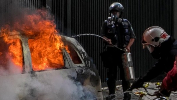 Βενεζουέλα: Τραγωδία σε κέντρο κράτησης. Ξέσπασε φωτιά μετά από απόπειρα απόδρασης