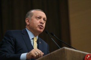 Τα πρώτο προεδρικά διατάγματα του Ερντογάν που τον καθιστούν «σουλτάνο»