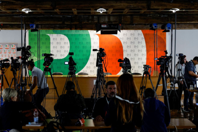 Ιταλία: Ακροδεξιά τερατογέννεση δείχνουν τα exit poll - Νικητής των εκλογών το κόμμα της Μελόνι
