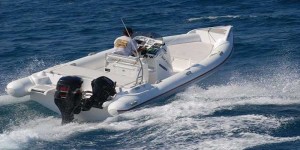 Απαγόρευση απόπλου σκάφους για παράνομη ναύλωση στο Φισκάρδο