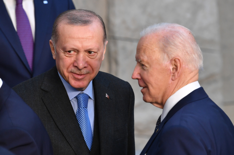 WSJ: Οι ΗΠΑ πιέζουν τον Ερντογάν να «συμμορφωθεί» με τις κυρώσεις κατά της Ρωσίας