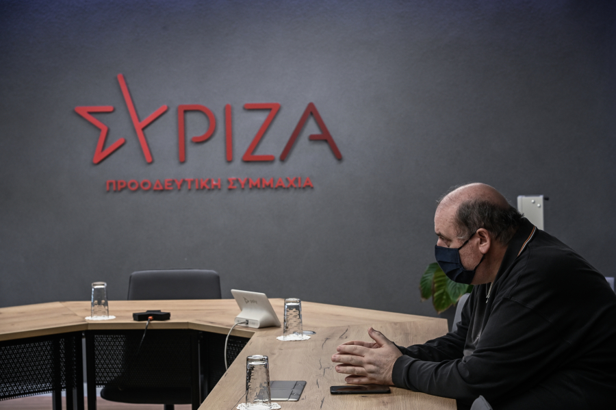 ΣΥΡΙΖΑ: «Όχι» Φίλη στην πρόταση Τσίπρα για εκλογή από τη βάση - «Δεν θέλουμε ένα κόμμα star system»