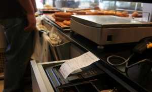 ICAP : Νέα μείωση πωλήσεων για τις αλυσίδες fast food