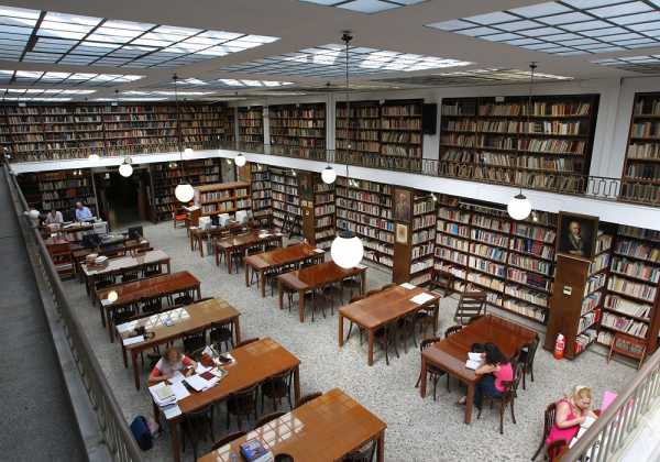 Δημιουργία Δημοτικής Βιβλιοθήκης στην Άρτα
