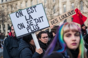 Μεγάλη διαδήλωση στο Παρίσι για την εξάλειψη της βίας κατά των γυναικών