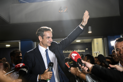 Νέα δημοσκόπηση: Πάνω από 12% η διαφορά ΝΔ-ΣΥΡΙΖΑ - Συντριπτικό «ναι» στη συμφωνία Ελλάδας-Γαλλίας