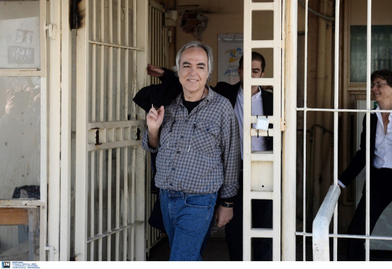Στο ΣτΕ το αίτημα Κουφοντίνα για ακύρωση της μεταγωγής του στις φυλακές Δομοκού