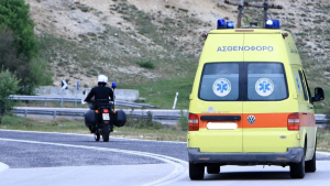 Ζάκυνθος: Οδηγός μοτοσυκλέτας παρέσυρε και τραυμάτισε μητέρα και την 3χρονη κόρη της