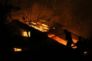 Καταστράφηκε ολοσχερώς το ποιμνιοστάσιο στο Αργυροπούλι από την φωτιά