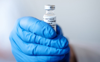Εμβόλιο για την covid19: Που αλλού συναντάμε το συστατικό που προκαλεί αλλεργικές αντιδράσεις