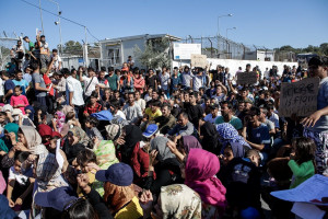OHE: Ανάγκη να γίνουν προγράμματα για νέους πρόσφυγες και μετανάστες - Αναγνώρισε την υποστήριξη της Ελλάδας