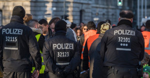 Γερμανία: Ακροδεξιά τα κίνητρα της επίθεσης στην συναγωγή της πόλης Χάλε - Παραδοχή του εγκλήματος από τον δράστη
