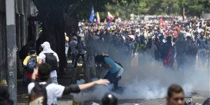 Χάος στη Βενεζουέλα: Μπλακ άουτ σε όλη τη χώρα - Στους δρόμους οι πολίτες
