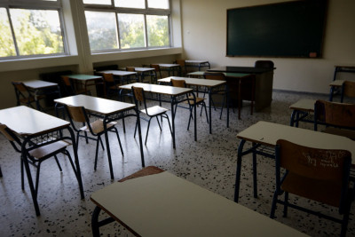 Κλειστά σχολεία λόγω κορονοϊού: Μεγαλώνει η λίστα, λουκέτο σε 441 τμήματα και μονάδες