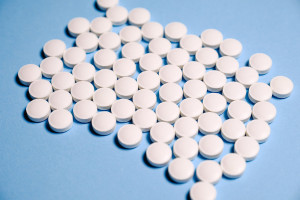 Η χρήση της ασπιρίνης μειώνει τους θανάτους από κορονοϊό