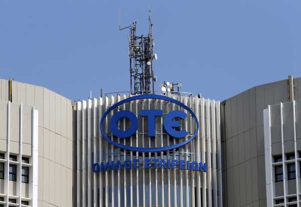 Υπάλληλοι του ΟΤΕ έκλεψαν πάνω από μισό τόνο καλωδίων