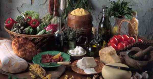 Δήμος Πειραιά: Αιτήσεις για τις διατακτικές τροφίμων του Πάσχα 2015