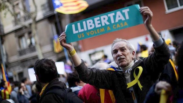 Βαρκελώνη: 750.000 διαδηλωτές υπέρ της αποφυλάκισης των ηγετών της Καταλονίας